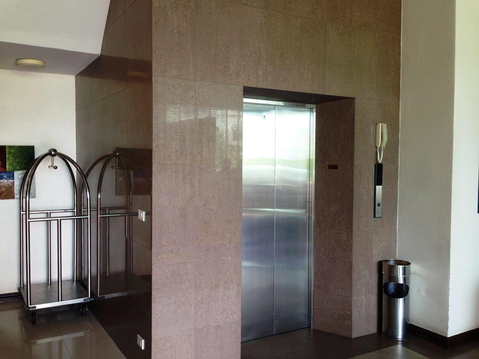 The New Eurostar Jomtien Beach Hotel Exteriör bild