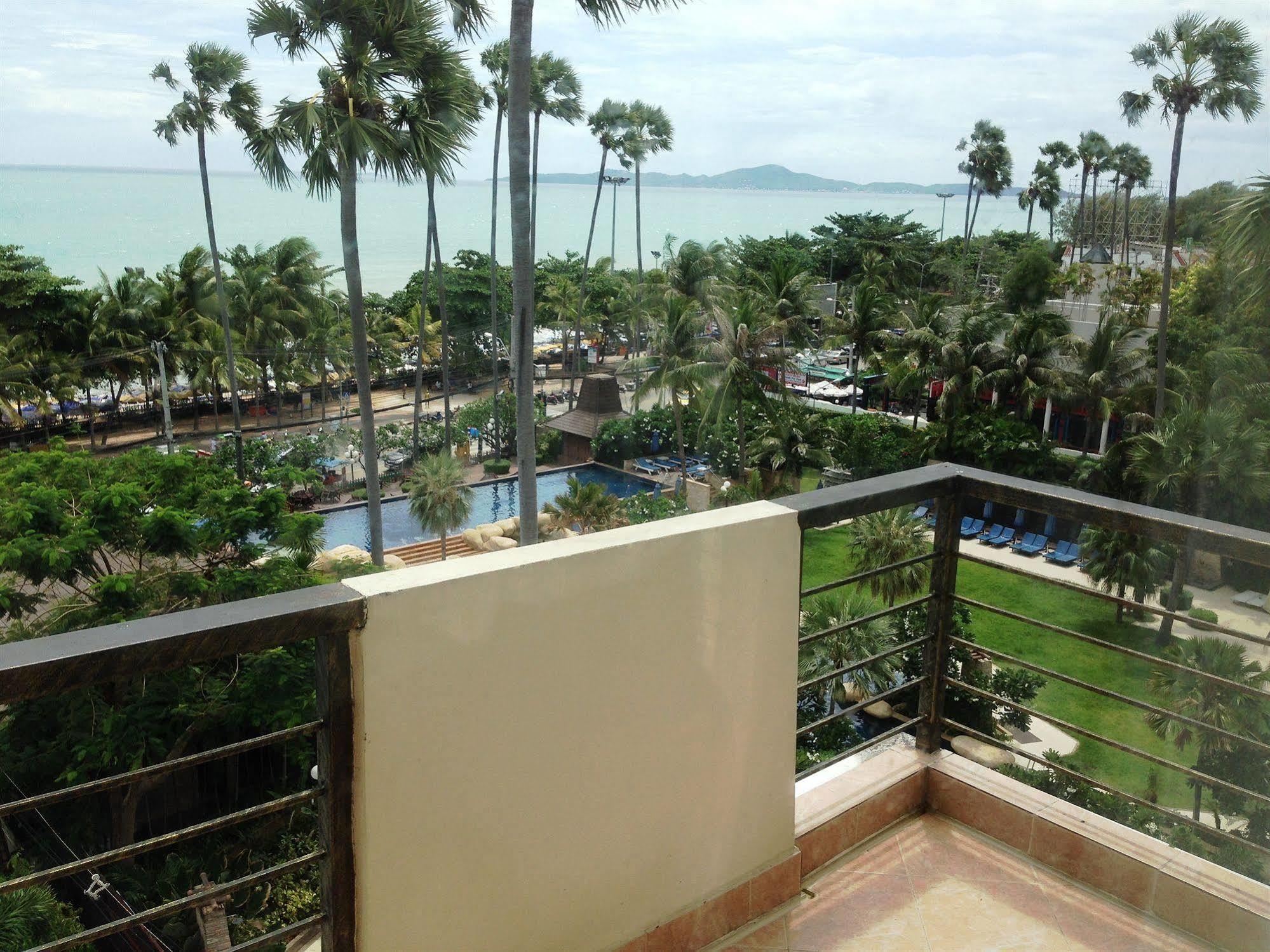 The New Eurostar Jomtien Beach Hotel Exteriör bild